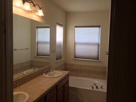 2nd image of 3551 Soda Way