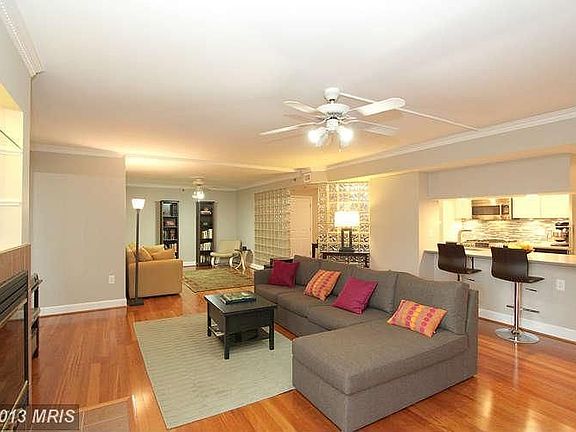 3rd image of 1276 N Wayne St APT 504