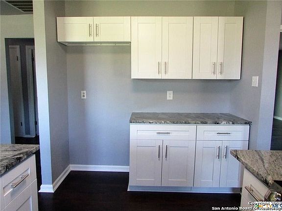5th image of 521 E Martindale St