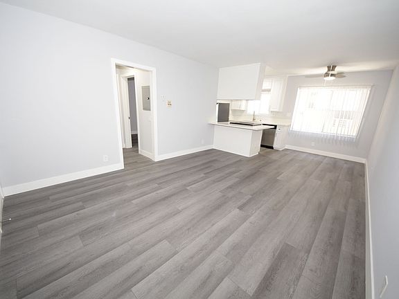 3rd image of 1721-1725-1733 Purdue Ave #110