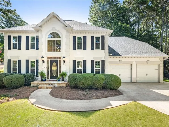 215 Lake Pines Pointe, Alpharetta, GA 30005