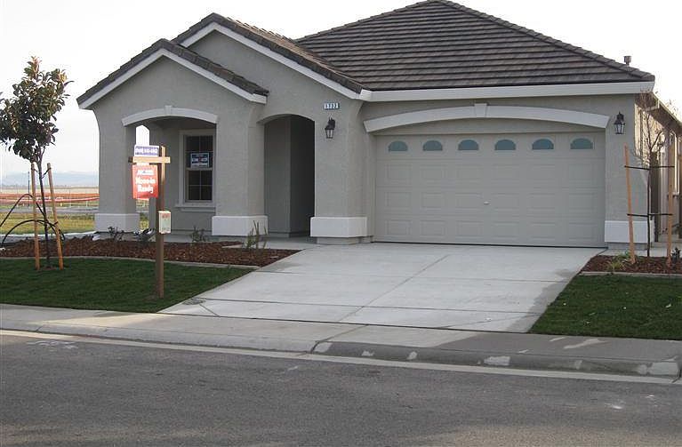 1st image of 1732 Adrienne Dr #90