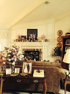 5th image of 9 Randolph Cir