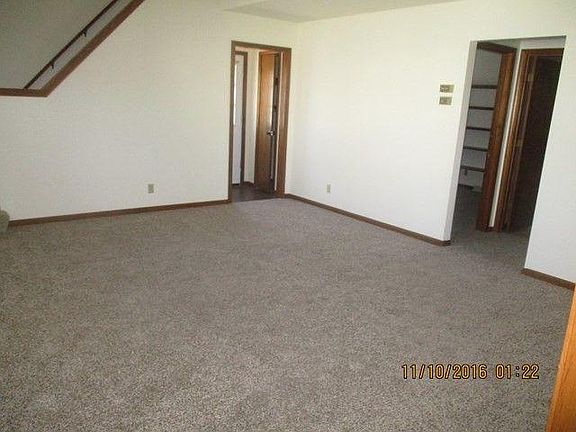 2nd image of 1304 Bishop Dr