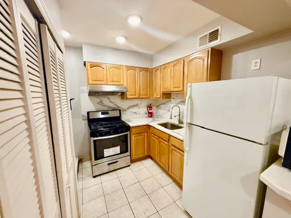 158 Terrace Avenue image 5 of 13