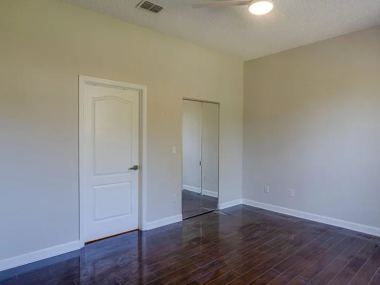 717 Mainsail Dr — Photo 17