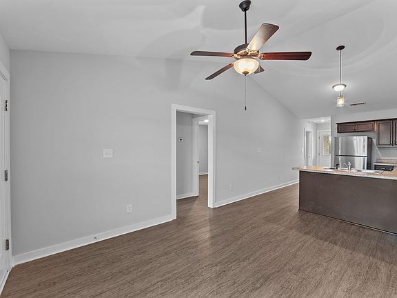 3rd image of 3920 W Vancroft Cir #1