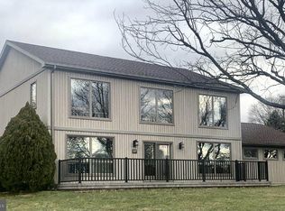 37 Obsidian Dr, Chambersburg, PA 17202