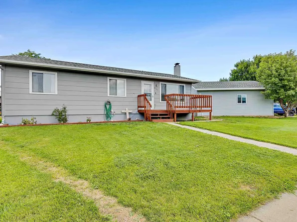 4707 Butte Ct, Rapid City, SD 57703