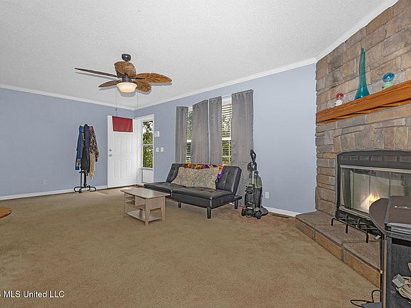 4th image of 19457 Lennis Cuevas Rd