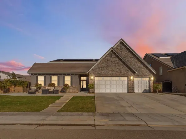 785 Ponderosa Way W, Madera, CA 93636