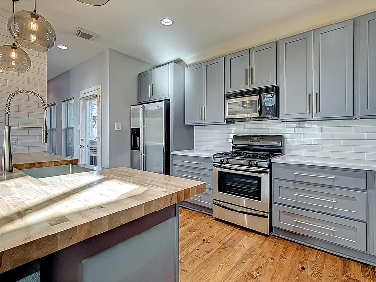 4308 Lillian St #A — Photo 30