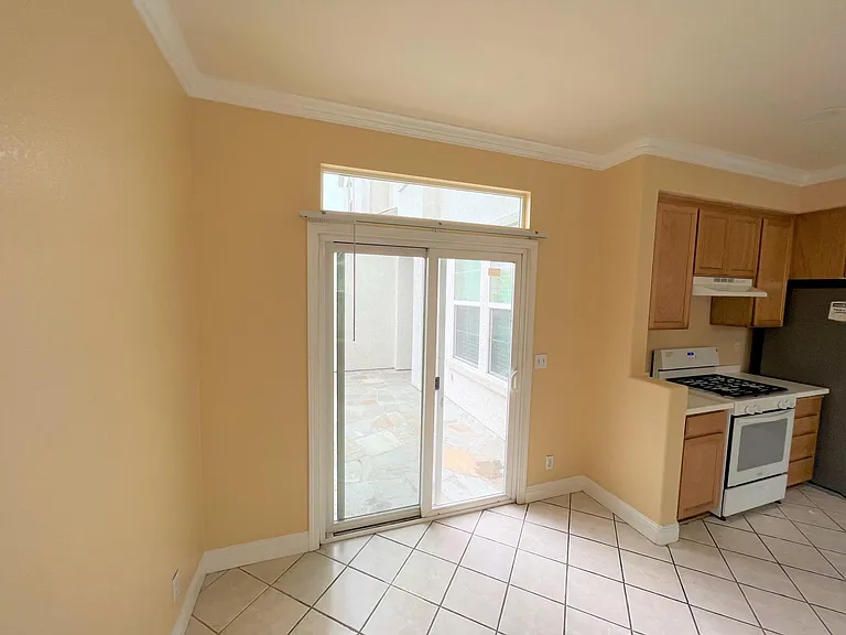 10413 Bunker Ln — Photo 10