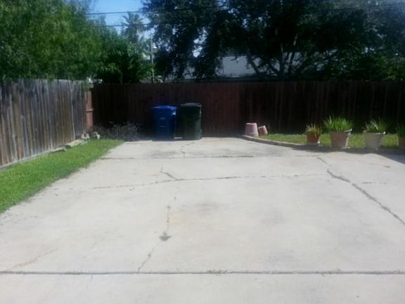 5th image of 5922 Killarney Dr