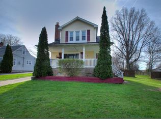 6325 Meadowbrook Rd, Garfield Heights, OH 44125