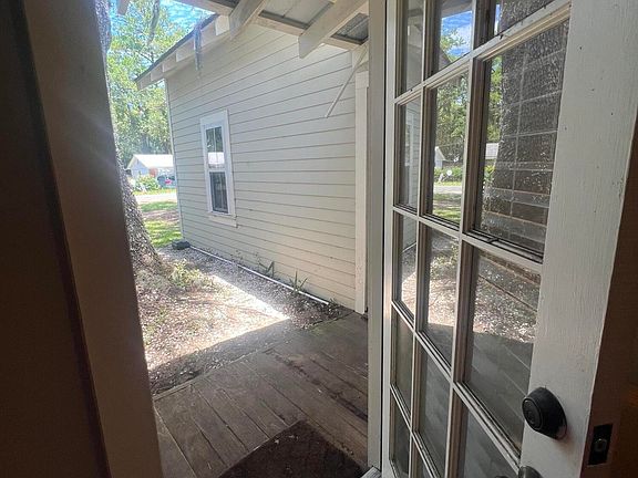 4th image of 225 Atlantic Dr