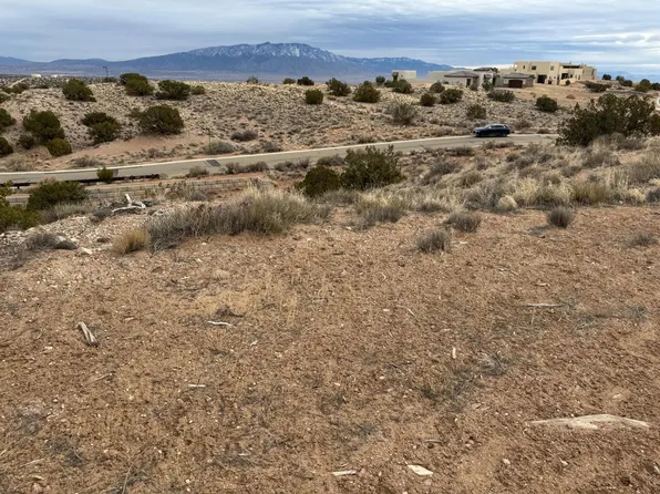 6009 Ridgeline Pl NE, Rio Rancho, NM 87144
