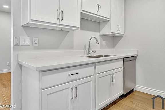 4th image of 3131 W Cochise Dr Unit 216