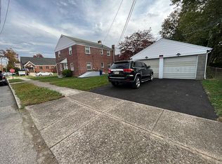 100 W Parkway Ave, Chester, PA 19013