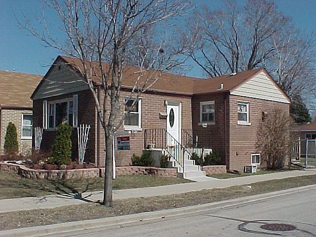 1st image of 3201 Lincoln St