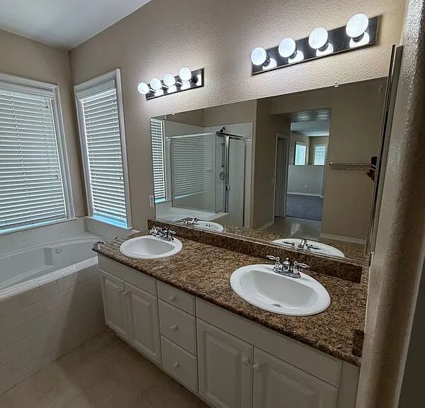 46263 Drymen Ave — Photo 24