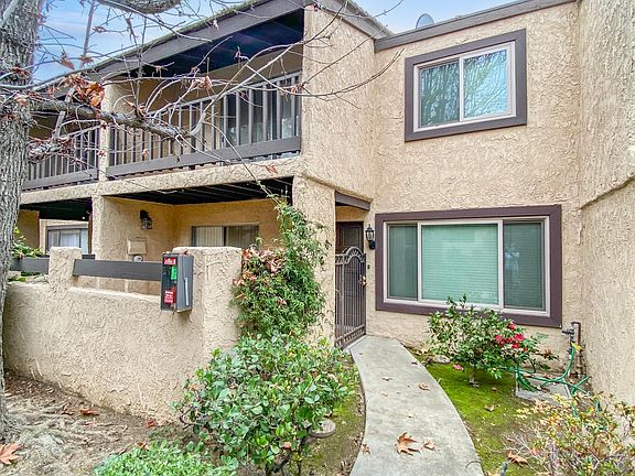 2nd image of 299 E Sierra Madre Blvd Unit C