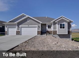 7841 N Cobblerock Rd, Lake Pt, UT 84074