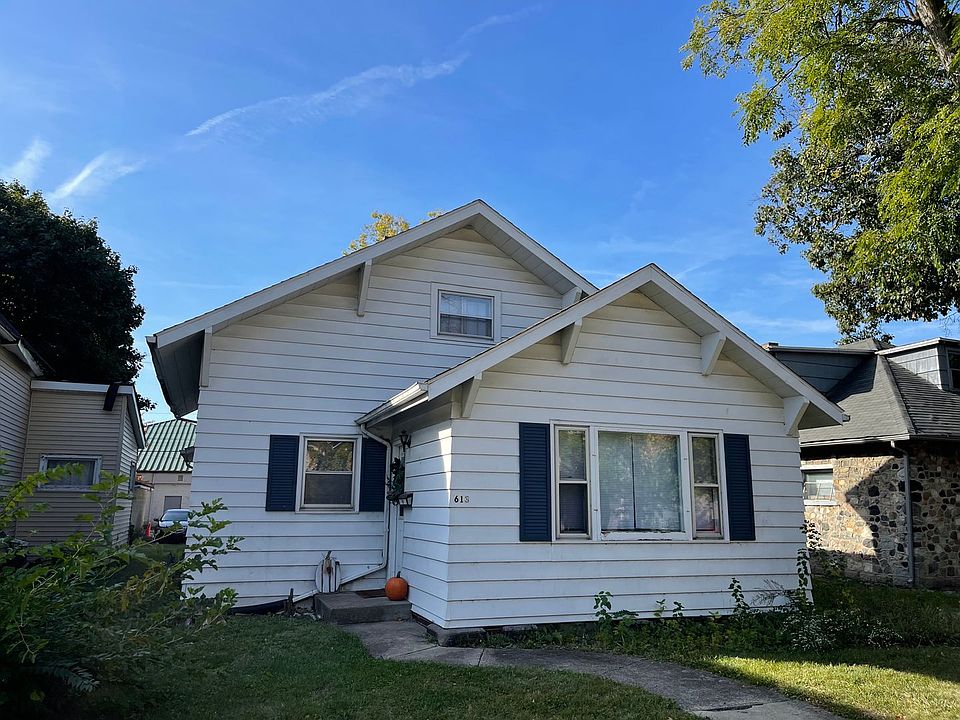 2nd image of 613 Evergreen St