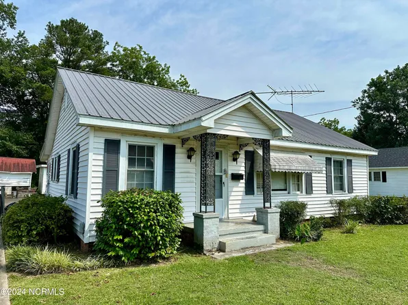 301 Cashie Street, Windsor, NC 27983