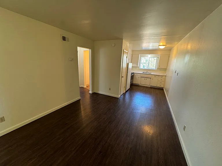 Chestnut Place — Photo 15
