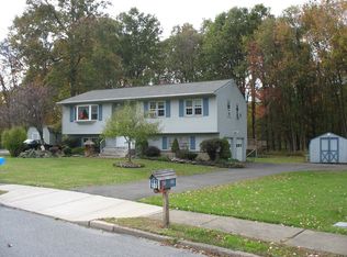 130 Barnes Rd, Washingtonville, NY 10992