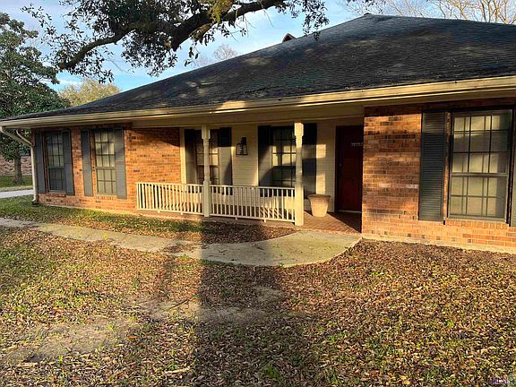 4th image of 32785 Hazel Dr