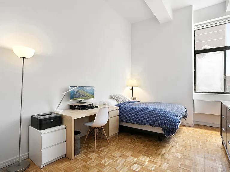 310 E 46th St #10M — Photo 4