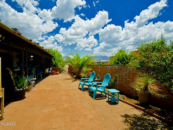 5th image of 1928 S Abrego Dr