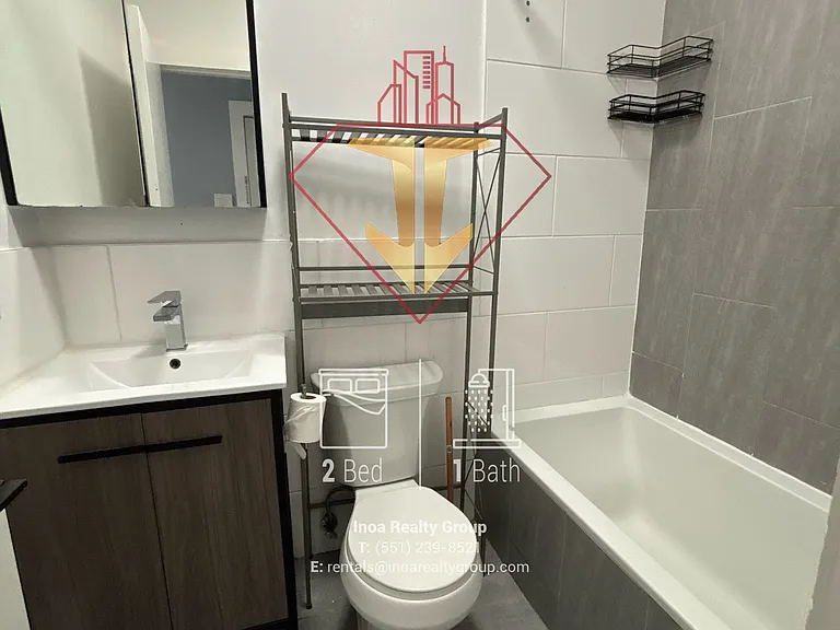 335 Whiton St #2L — Photo 4