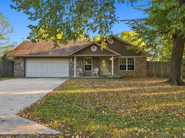108 W Division St, Oktaha, OK 74450