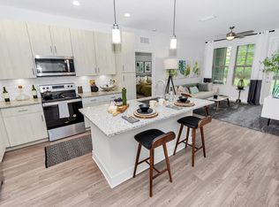 POINTE AT EAST SHORE, Apopka, FL 32703
