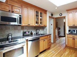 44 Stuart Dr, Syosset, NY 11791