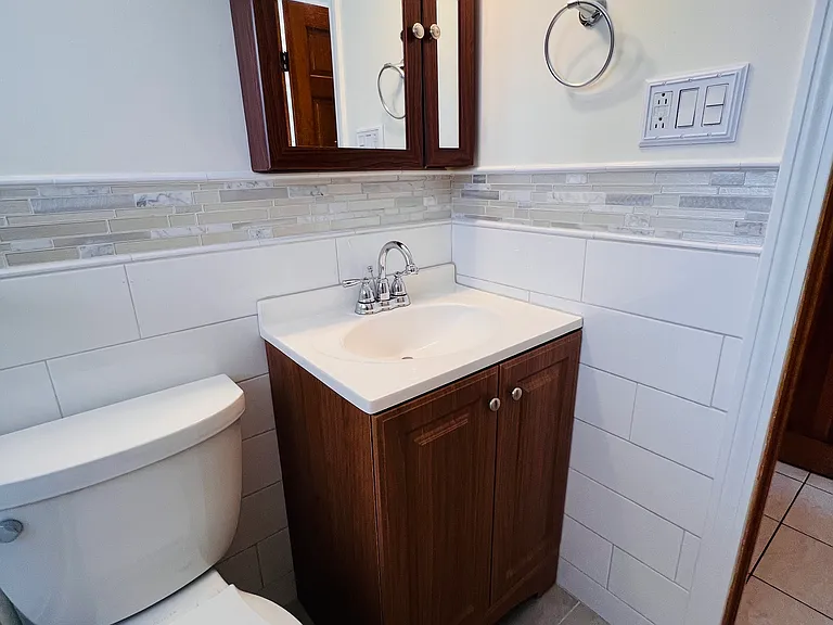 34 Medford St #34 — Photo 8