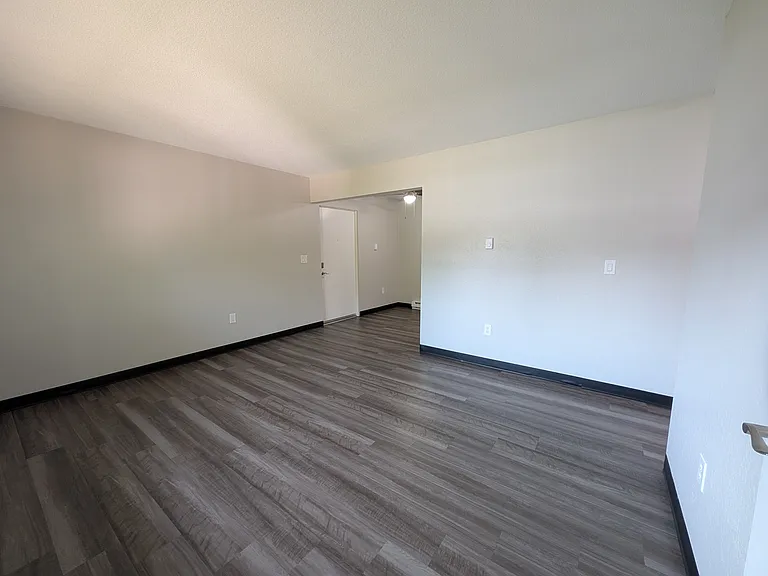 6110 Monroe St #15 — Photo 5