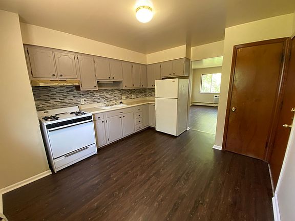 2nd image of 1852 30th St SW APT C