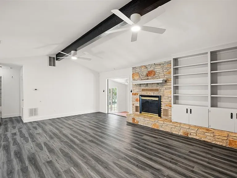 15302 Spring Hill Ln #A — Photo 2