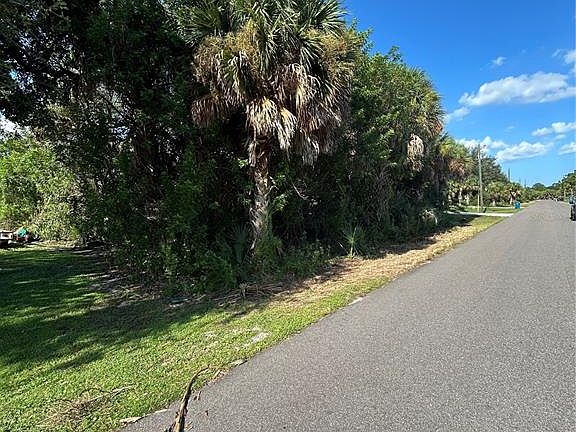 3rd image of 171 LAGOON STREET SW LOT 13