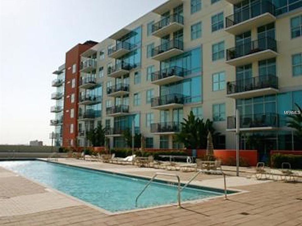 1st image of 1208 E Kennedy Blvd Unit 1209