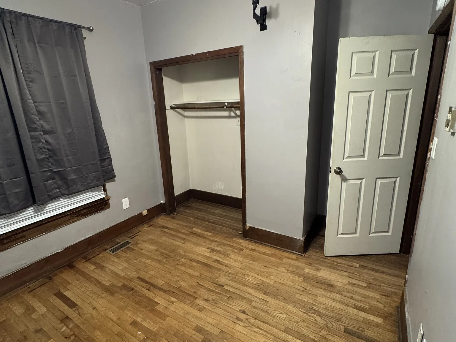 218 B North Calvert Street - 1 — Photo 2