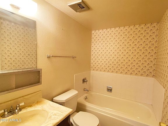 4th image of 5616 S College Ave