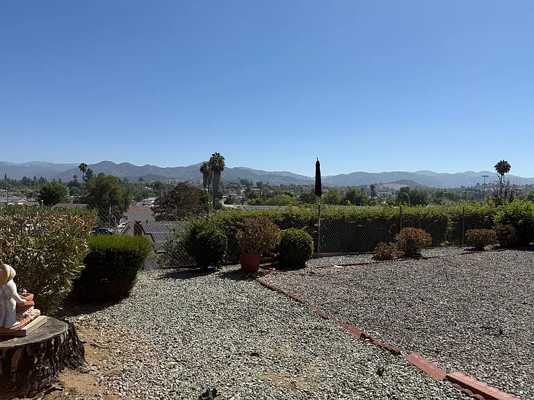 740 Highland St — Photo 32
