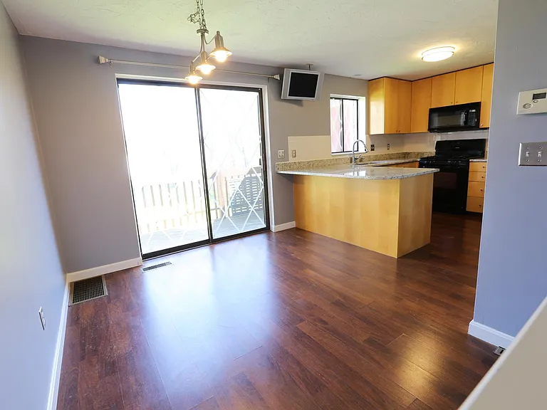 Wellington Cir — Photo 9
