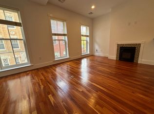 18 Temple St #2, Boston, MA 02114