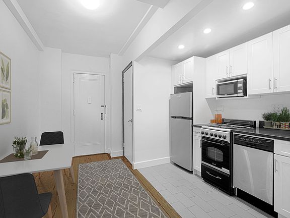2nd image of 208 W 23rd St APT 210
